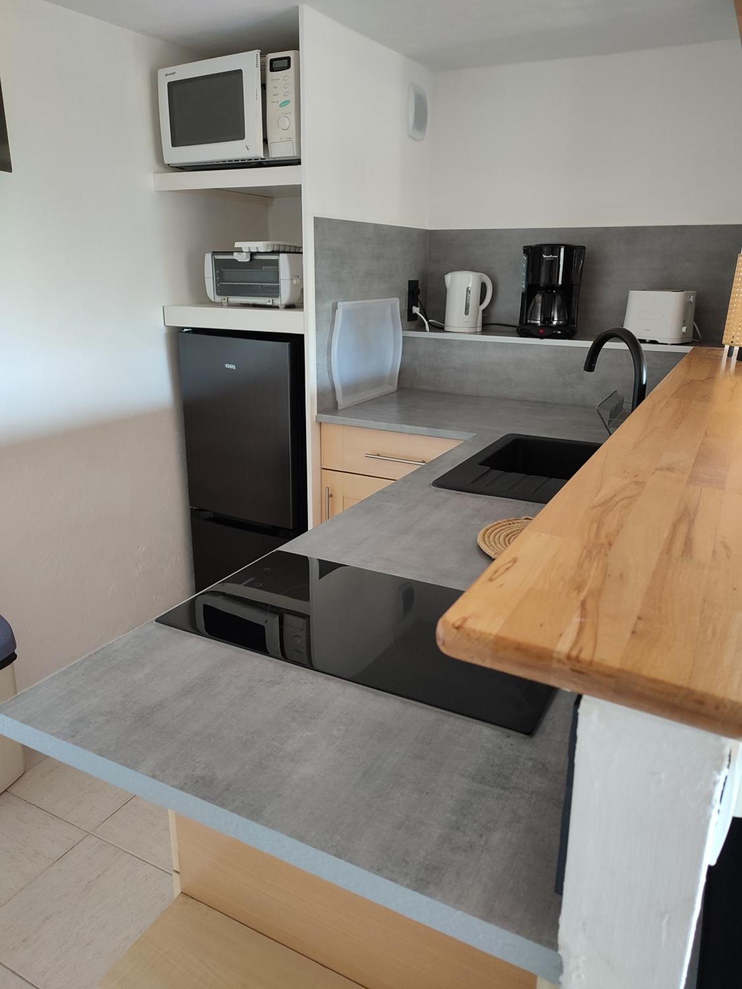 Le Jasmin Apartment มองเดอลิเยอลานาปูล ภายนอก รูปภาพ